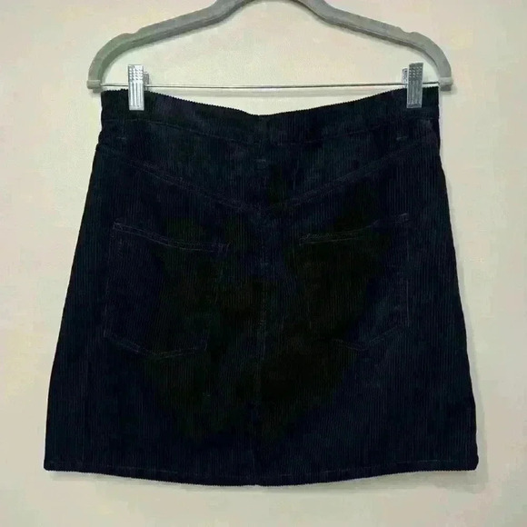 H&M corduroy black short skirt SZ 10 dark academia indie grunge preppy Y2K 90s - Picture 6 of 9
